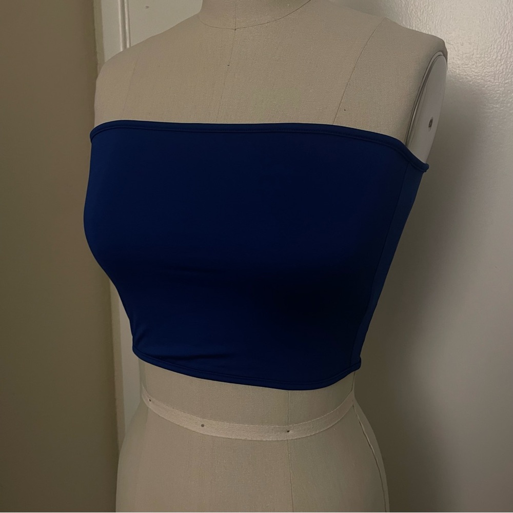 Navy blue size small tube crop top